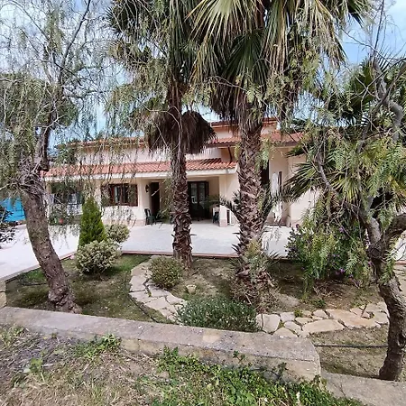 Momenti Δωμάτια σε οικογενειακή κατοικία