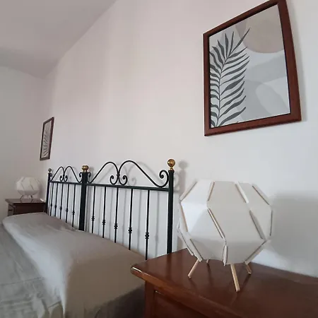 Momenti Δωμάτια σε οικογενειακή κατοικία *